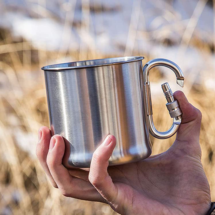 carabiner mug بالجملة مزدوج الجدار الفولاذ المقاوم للصدأ فنجان القهوة التخييم البهلوانات مع Carabiner Mug