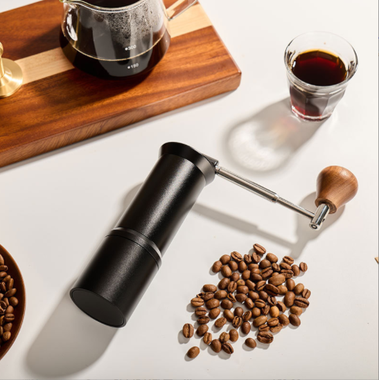 التخييم المحمولة دليل مطحنة القهوة الفولاذ المقاوم للصدأ CNC420 لدغ صديقة للبيئة مقبض خشبي مطحنة القهوة مطوية سهلة الحمل
