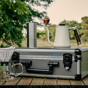 V60 Arabic Pour Over Kettle Kit أدوات باريستا حقيبة تخييم القهوة مجموعات الشاي والقهوة منقط القهوة